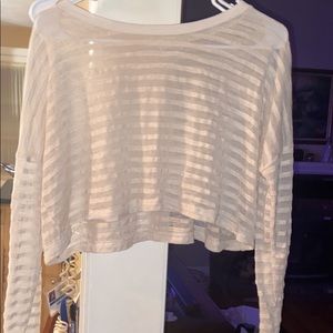 long sleeved crop top